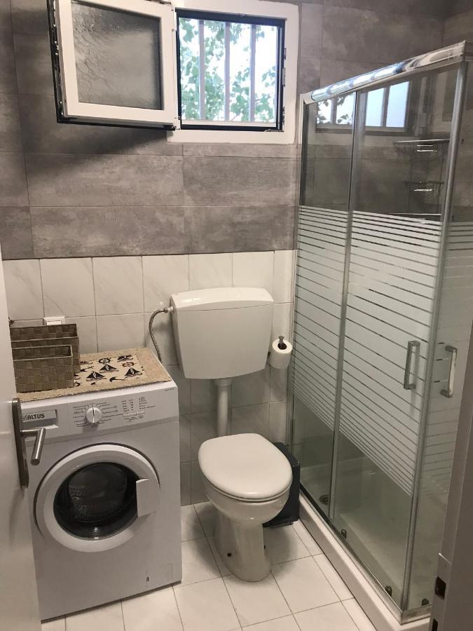 Aster Beach House Nea Thesi Екстериор снимка