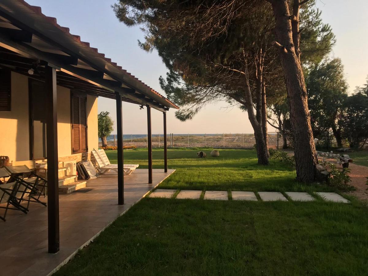 Aster Beach House Nea Thesi Екстериор снимка