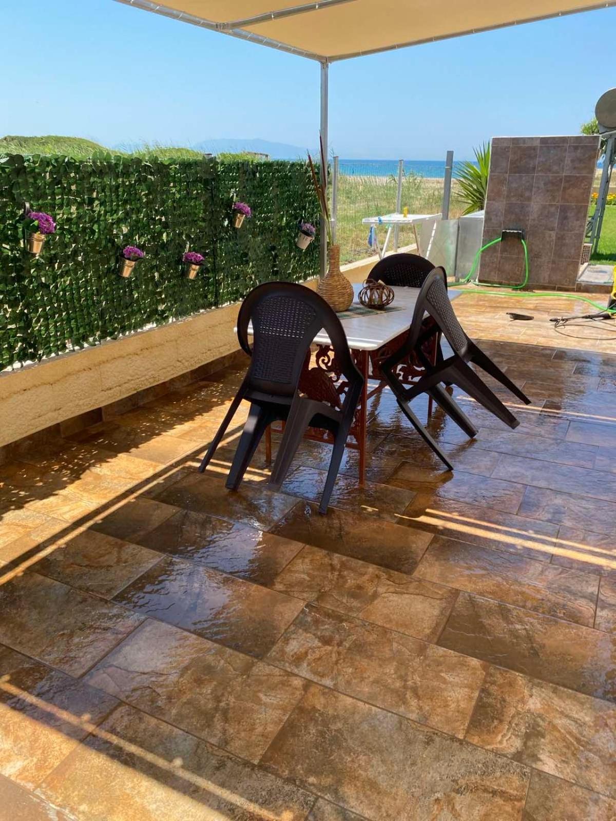 Aster Beach House Nea Thesi Екстериор снимка